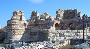Древната крепост Месамбрия преди да я превърнат в кебапчийница