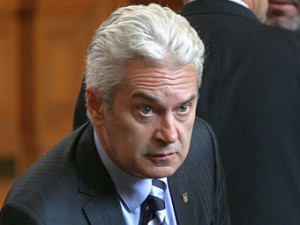 атака волен Волен Сидеров изпълнява поръчки на ГЕРБ