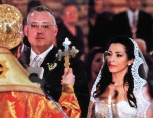 Елена Петрова и Аристотелис Фотилас в сватбения си ден