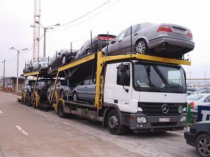 Българи си зарязват колите на Унгарската граница