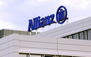 FILES-GERMANY-INSURANCE-BANKING-COMPANY-LABOUR-CUTS