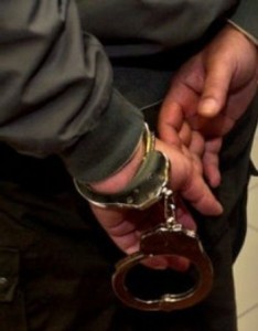 белезници затвор Пишман -- гинекологът, извършил аборта, щял да лежи в затвора