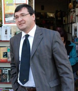 славчо пловдив Петното на вратовръзката на Славчо - всъщност е отличителния знак на ложата