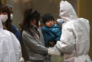 япония радиация В Япония няма паника, въпреки че са най- засегнати от експлозиите
