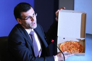 симеон дянков пари Пицата за ведомството на Дянков никога не е постна