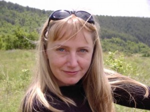Елена Йончева