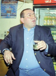 фатик Фатик години наред криел извънбрачната си връзка