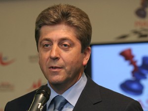 Георги Първанов е твърде зает, за да се грижи за майка си