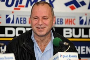 Юри Галев,докато все още беше сред живите и се изживяваше като президент на ФК "Рилски спортист" и какво ли още не...