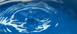 вода