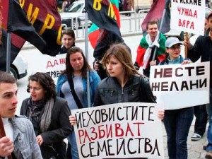 Сектанти атакуват детски градини