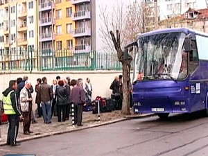 Пиян подкара автобус с деца
