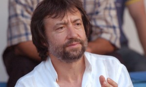 Банев
