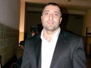 Митьо Очите