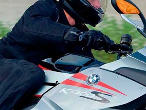 Моторист ще съди BMW заради болезнена ерекция