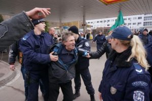 Първият арестуван протестиращ във Варна