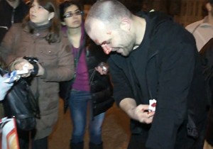 Мутри пребиха протестиращ във Варна