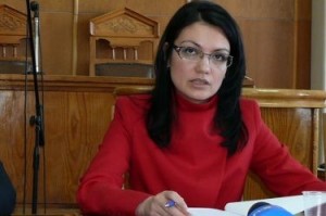 Ася Петрова иска да излови търговците на гласове