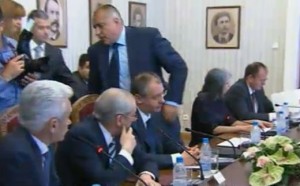 Бойко напуска КС