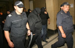 Бандата на Куфара на път към съдебната зала