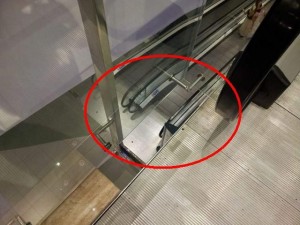 Ексалатор с дупка между етажите в столичният мол "Парадайс"