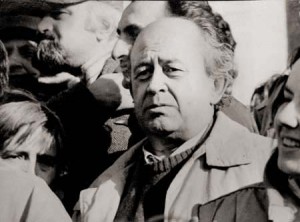 Писателят пред катедралата „Св. Александър Невски” на 18.11.1909 г.