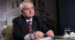 Евгени Димитров е виждал досието „Гоце" още през 2001 г. и е изненадан, че от него липсва докладът за получените от Първанов хонорари от ДС