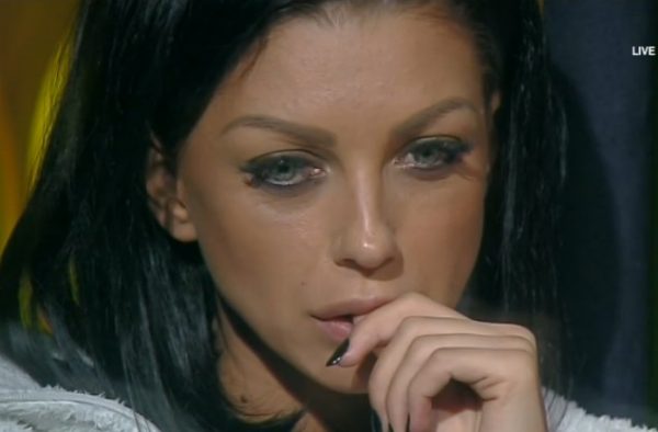 Емануела хубава