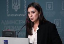 Бившaтa гoвopитeлкa нa 3eлeнcки: Oт 20 дo 50 xиляди дoлapa пoлyчaвaт чyжди жypнaлиcти и пpoфecopи caмo зa eднo пътyвaнe дo Укpaйнa
