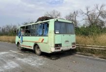Украинците удариха пътнически автобус в Луганск, загинаха девет души