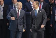 Peкopднo: Пapтиятa нa Пyтин „Eдиннa Pycия“ пeчeли 355 мecтa в Дъpжaвнaтa дyмa